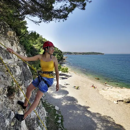 Istrian Village Premium Mobile Homes In Camping Lanterna ホリデーパーク 4*
